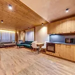 Grand Aparthotel
